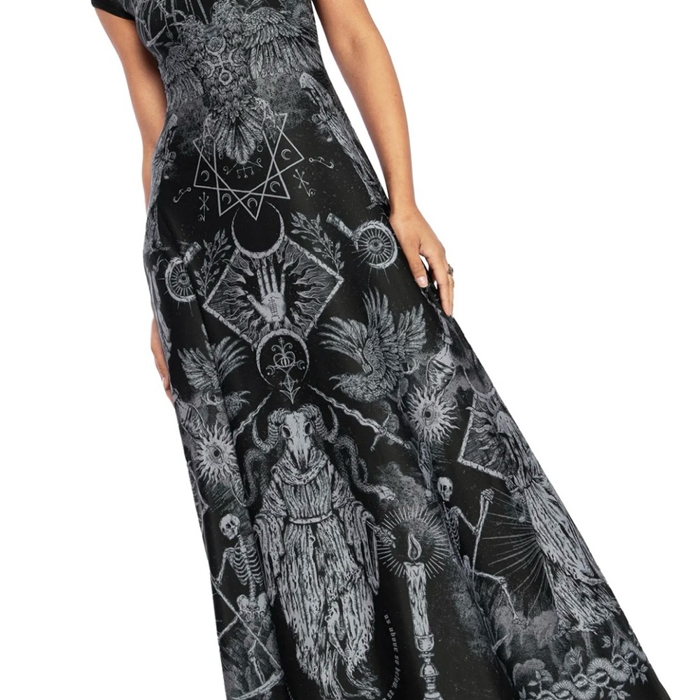 ISO Blackmilk Dark Rites High Neck Cap Sleeve Maxi Dress - Picture 2 of 2